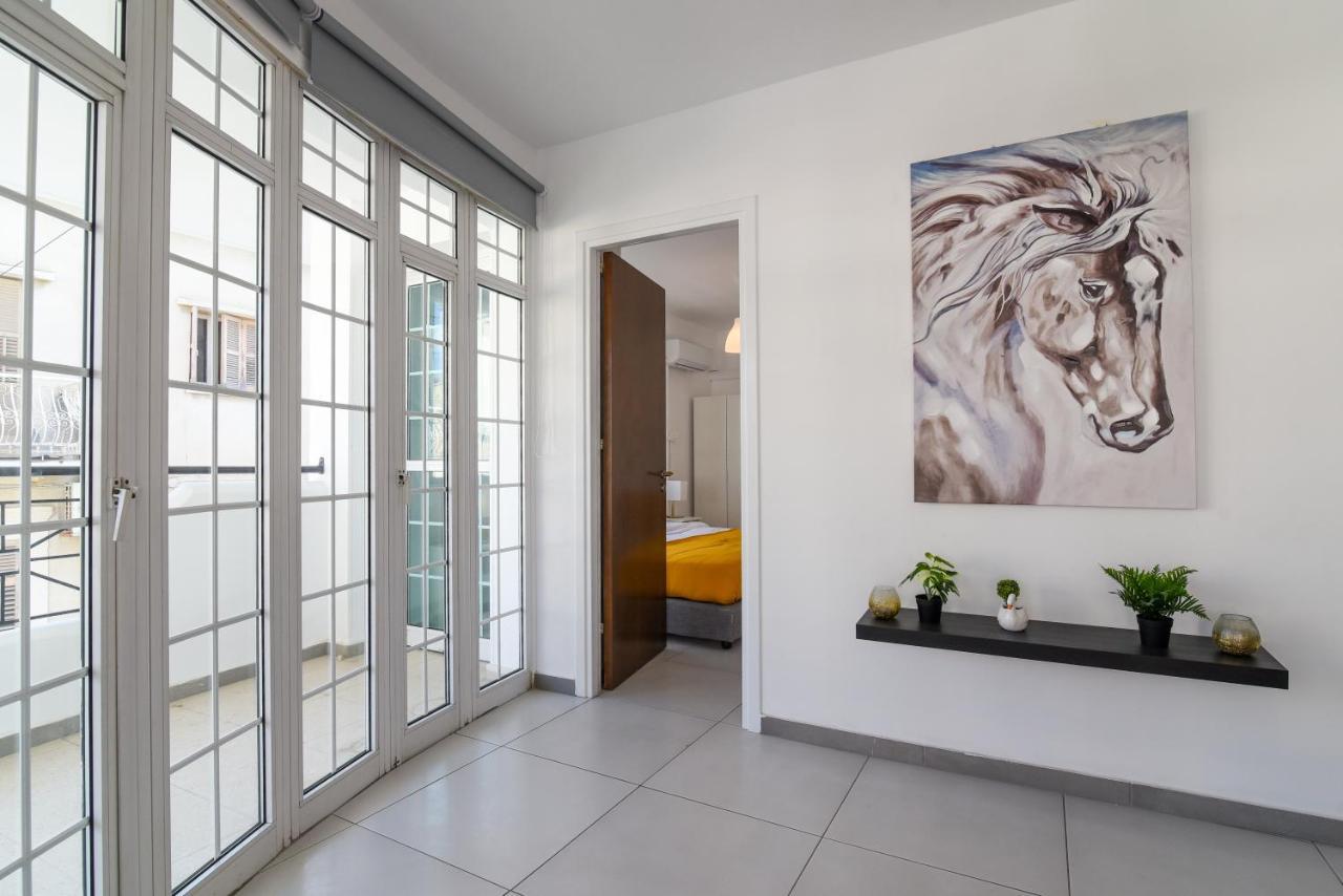 Jana'S 2-Br Apartment In Larnaca Extérieur photo