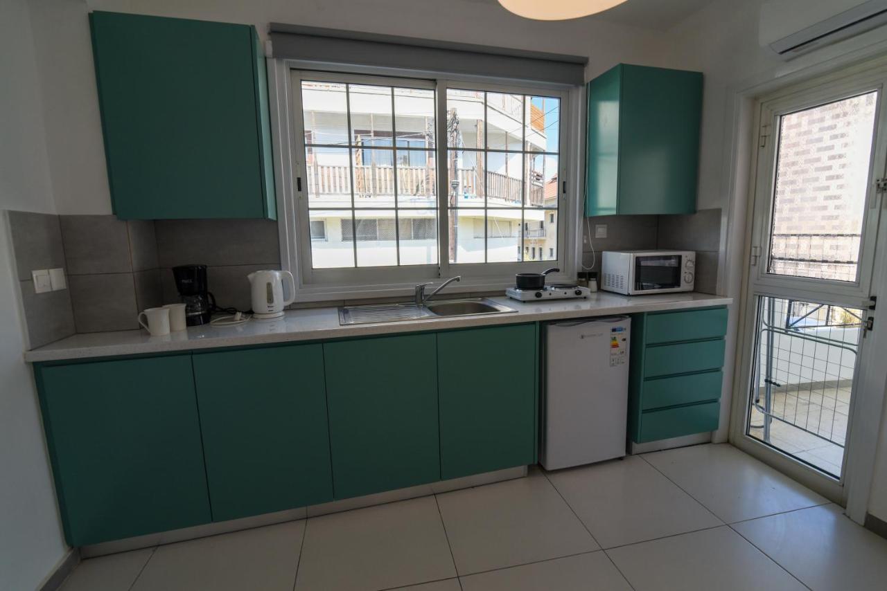 Jana'S 2-Br Apartment In Larnaca Extérieur photo